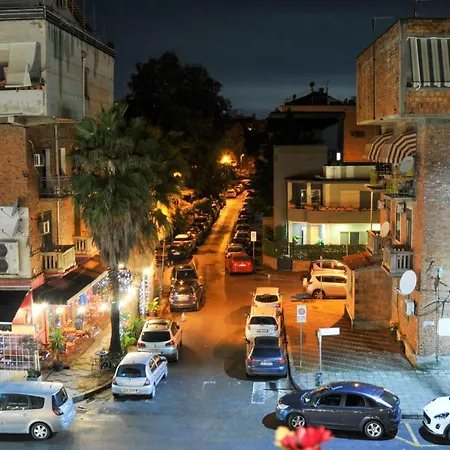 Fleeville Vicky's * Tirana