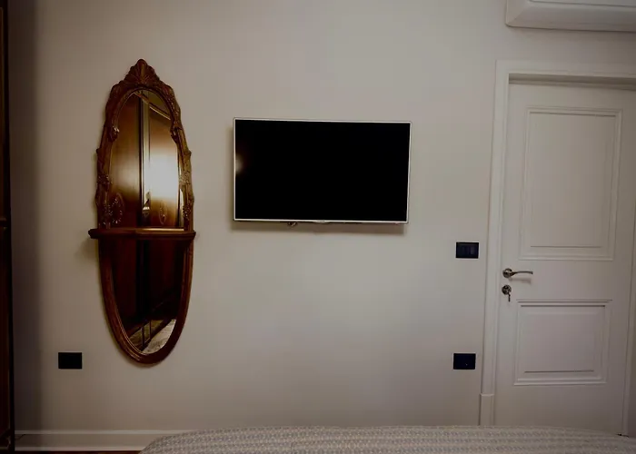 Fleeville Vicky's 地拉那